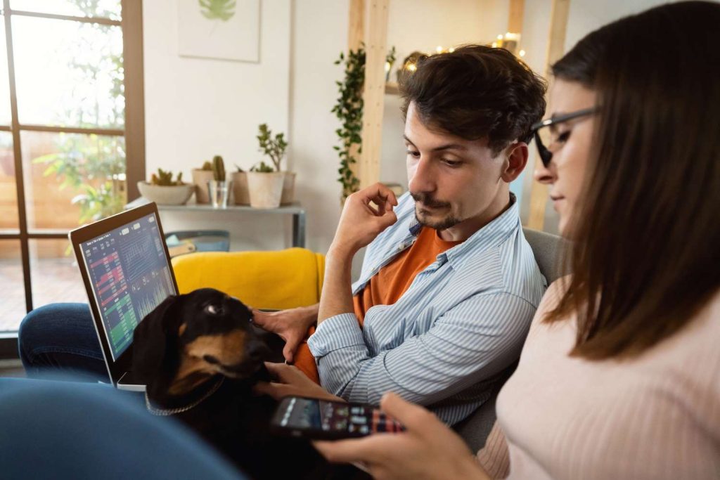 How to Make Cents Into a Fortune: The Dangers and Benefits of Penny Stocks